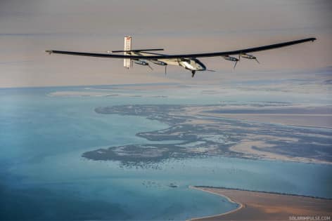 E’ decollato oggi da Abu Dhabi il Solar impulse 2, l’areo a energia solare per un’impresa storica