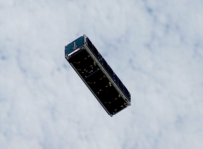 Spacemind apre un nuovo centro di sistemi spaziali a Faenza (RA) per la produzione di nanosatelliti e tecnologie innovative