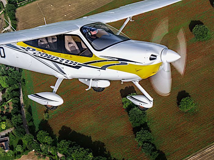 Tecnam svela il segreto: presentato il nuovo P2010 TDI con motore Continental CD-170 jet/diesel