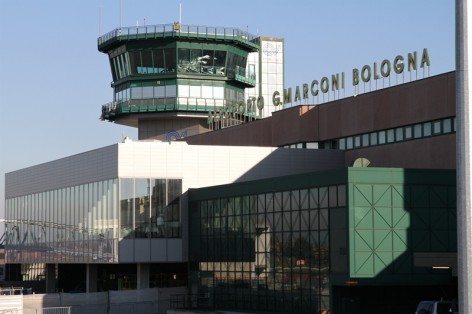 Passeggero deceduto su un volo in arrivo a Bologna da Casablanca