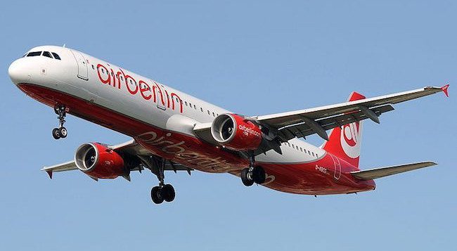 airberlin F.Javier Bravo Munoz 650px-Airbus_A321-211,_Air_Berlin_AN1689699
