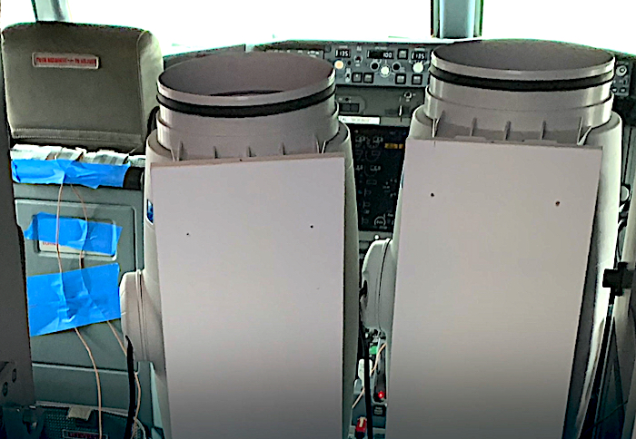 Nuova tecnica contro il COVID-19 per disinfettare la cabina di pilotaggio