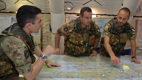 Brigata Granatieri in addestramento  (Esercito Italiano)