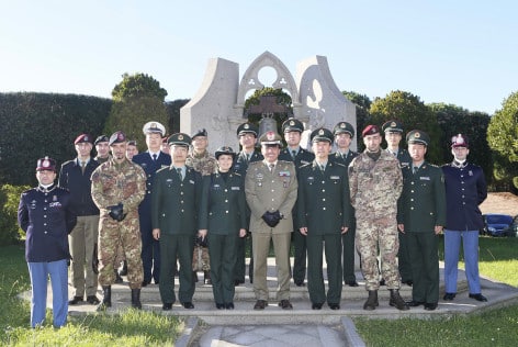 Delegazione cinese a Viterbo (Esercito Italiano)