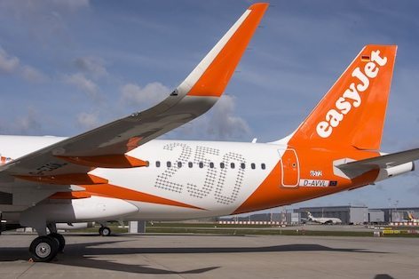 easyJet_takes_delivery_of_its_250th_Airbus_aircraft___2___C_Christian_Brinkmann_Airbus