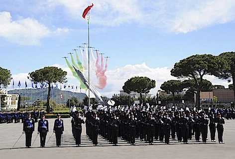 Accademia Aeronautica: il 12 aprile il ministro Pinotti al giuramento degli allievi del Corso Urano V