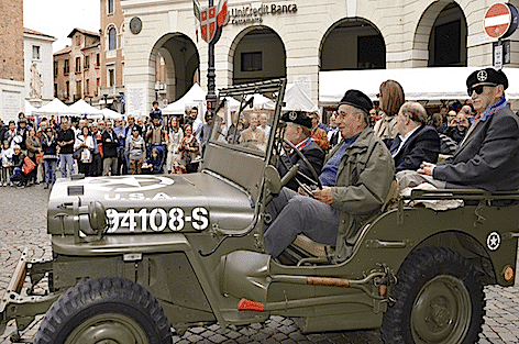 Raduno dei Carristi a Treviso (Esercito Italiano)